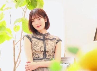Karen Kaede is back after a long absence from the JAV industry