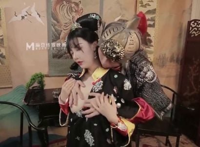 Quân chủ xâm lược và cưỡng hiếp nữ vương